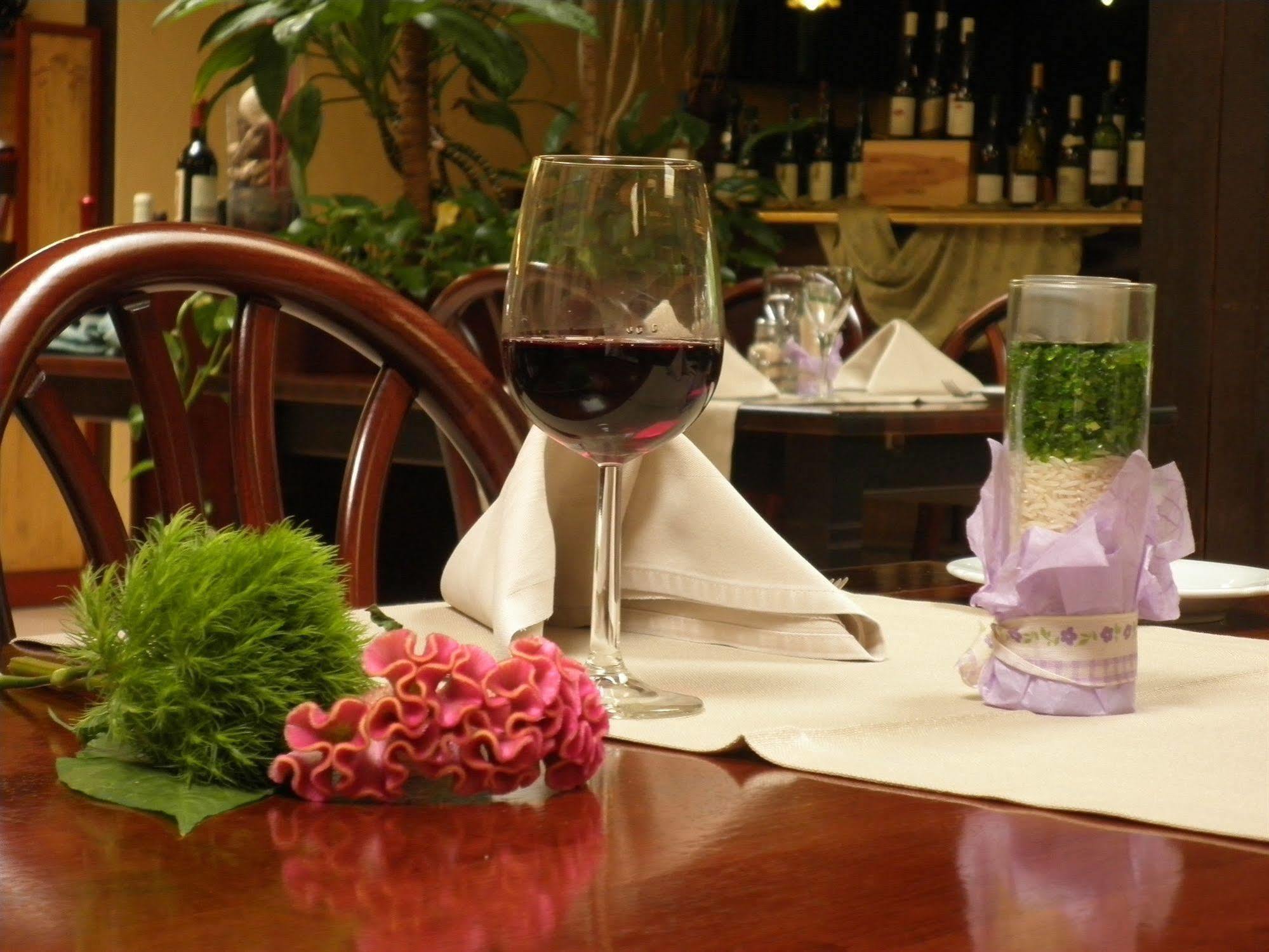 Hotel Restaurant Des Ardennes Hoscheid Kültér fotó